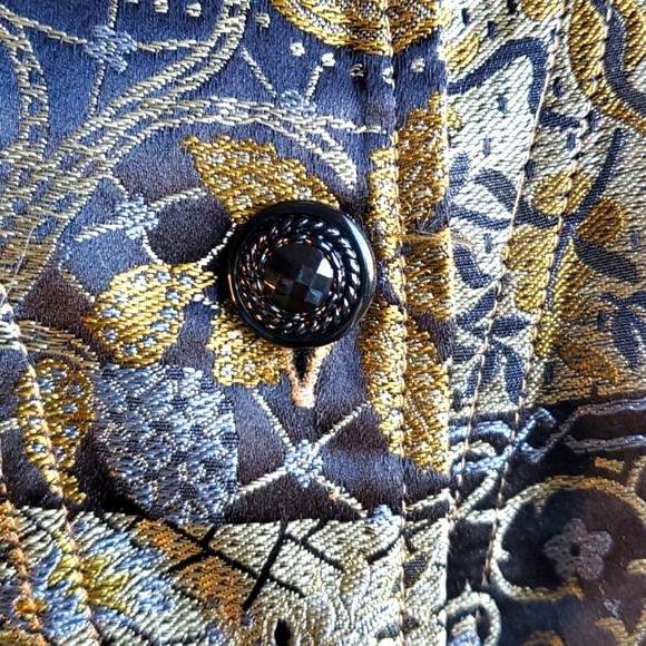 AKS Amy K Su Button Down Patchwork Floral Print Metallic Blouse Size 2X - Picture 5 of 17